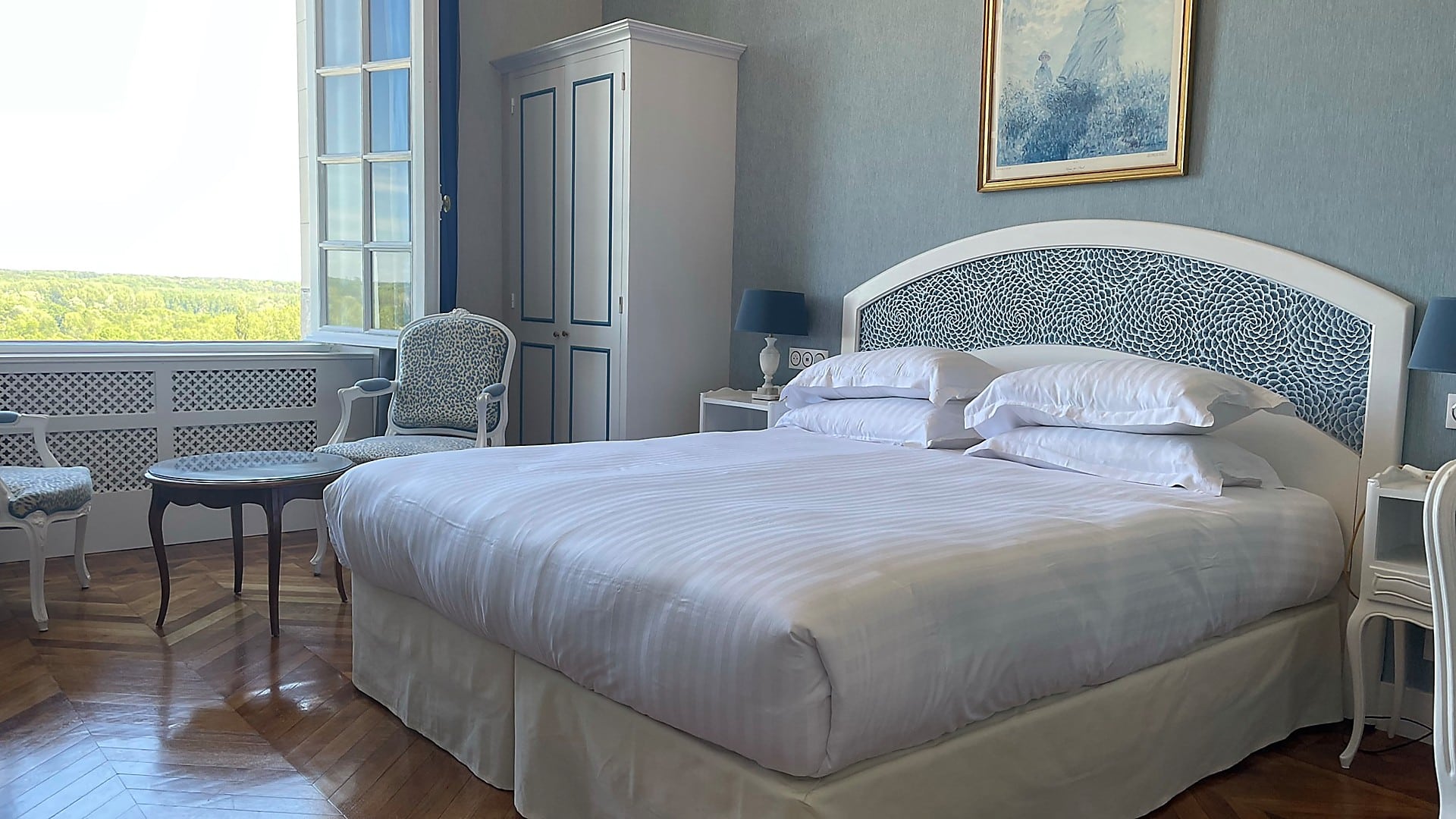 hôtel 5 étoiles Tours,château hôtel Touraine,séjour romantique château de la Loire,hôtel de prestige vallée de l'Indre,week-end luxe proche Tours,brunch dominical château Touraine,restaurant gastronomique Montbazon,dîner romantique avec vue vallée de l'Indre,menu dégustation gastronomique Indre-et-Loire,déjeuner en terrasse château de la Loire,hôtel spa 5 étoiles Touraine,week-end spa et massage proche Tours,séjour bien-être château de la Loire,coffret cadeau massage et nuit château,mariage château 5 étoiles Val de Loire,privatisation château mariage Touraine,salle de réception avec hébergement Montbazon,lieu de mariage d'exception proche Tours,vin d'honneur parc château de la Loire,séminaire résidentiel château Touraine,comité de direction hôtel 5 étoiles Val de Loire,soirée d'entreprise et gala Indre-et-Loire,journée d'étude luxe Montbazon,team building nature et prestige Touraine,histoire château d'Artigny François Coty,hôtel point de départ visite châteaux de la Loire,parc 25 hectares château Montbazon,château style Belle Époque Touraine